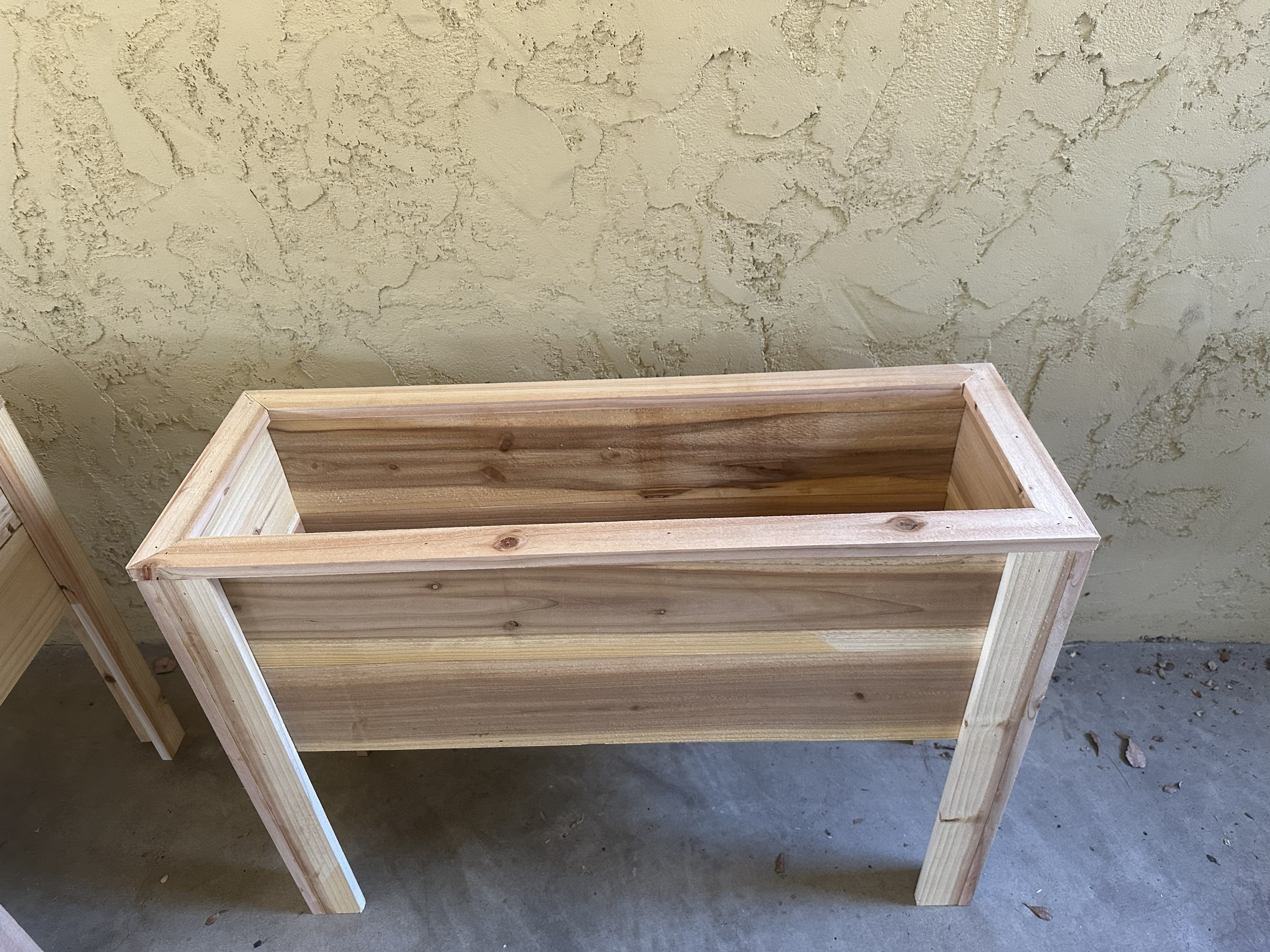 Cedar planter box